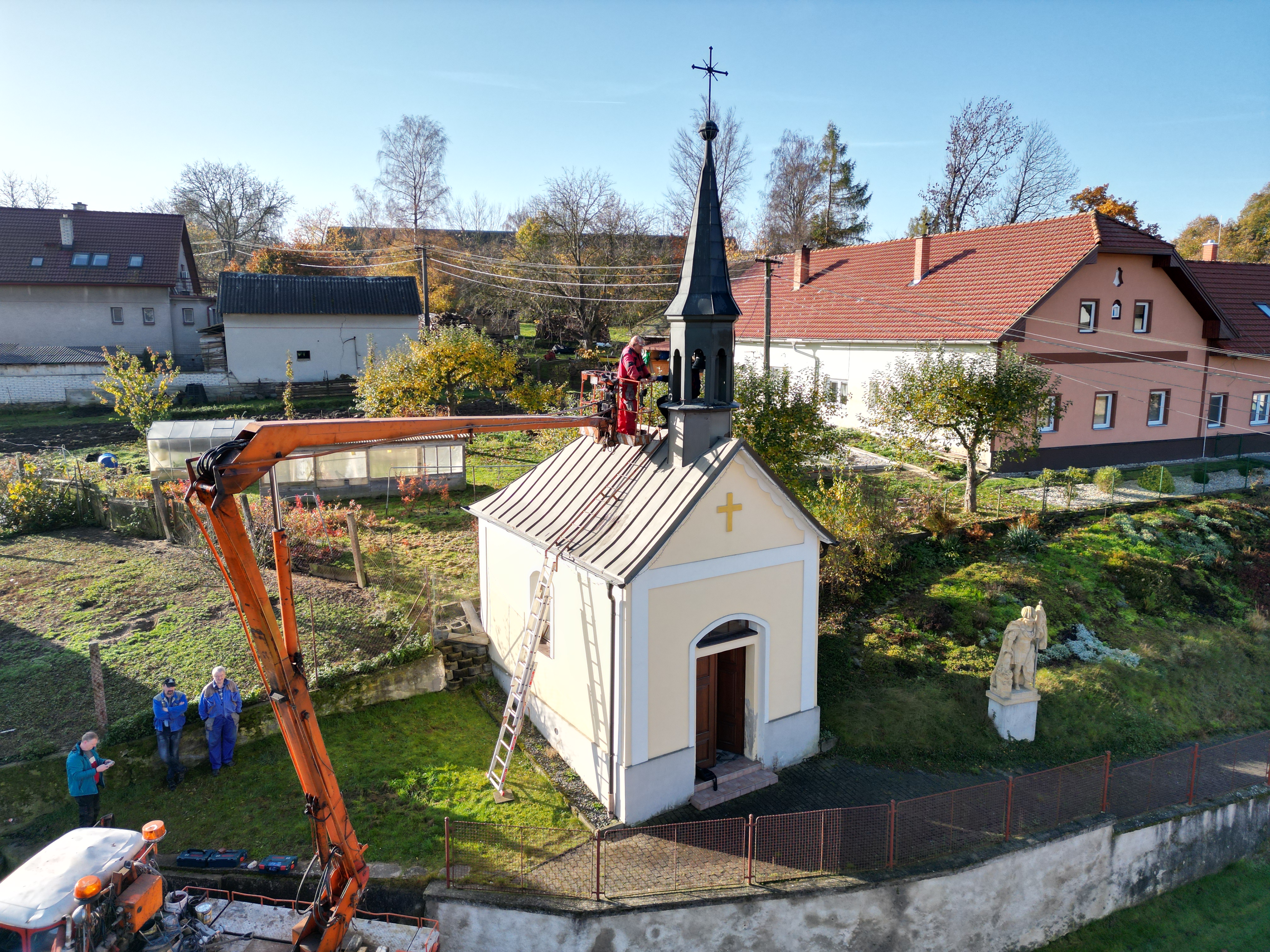 Renovace zvonu v kapli